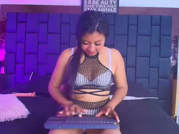 Yulii_Fox Chaturbate stream image from September 11, 2025