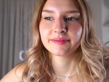 Luminousalice Chaturbate stream image from September 11, 2025