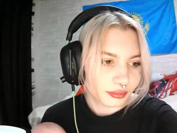 Starremick Chaturbate stream image from September 11, 2025