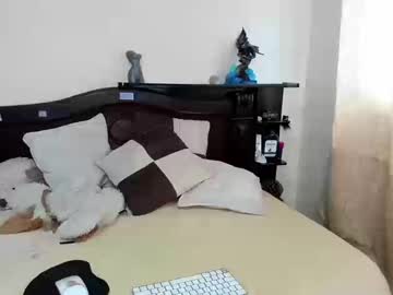 Hesttia_ Chaturbate stream image from September 11, 2025