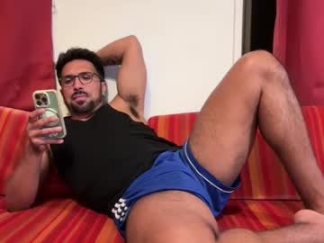 Hunkyguy09 Chaturbate stream image from September 11, 2025