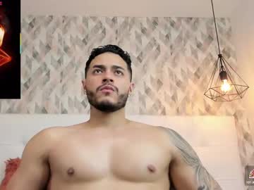 Mattiabrown Chaturbate stream image from September 11, 2025