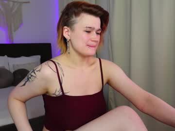Peach_Avalanche Chaturbate stream image from September 11, 2025