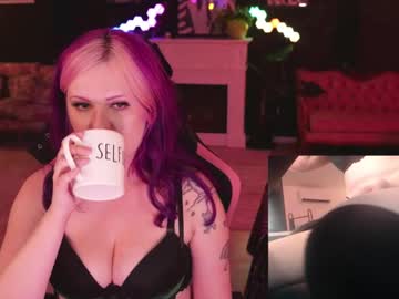 Fawncosplay Chaturbate stream image from September 12, 2025