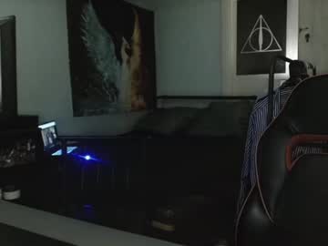 Nichaotic Chaturbate stream image from September 12, 2025