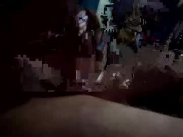 Luvin25 Chaturbate stream image from September 12, 2025