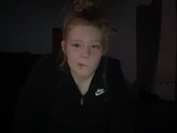 Sluttykels05 Chaturbate stream image from September 12, 2025