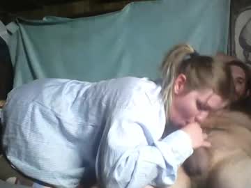 Makethat Chaturbate stream image from September 12, 2025