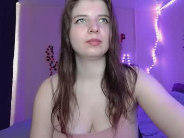 Sweetviya Chaturbate stream image from September 12, 2025