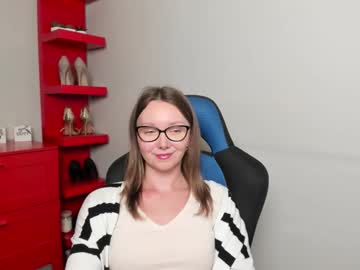 Beautyzoexx Chaturbate stream image from September 12, 2025