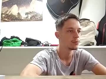 C4705 Chaturbate stream image from September 12, 2025