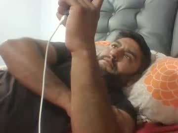 Shuliannn Chaturbate stream image from September 12, 2025