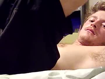 Foreal332 Chaturbate stream image from September 12, 2025