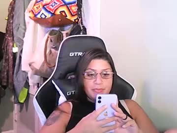 Fuckpigjade Chaturbate stream image from September 12, 2025