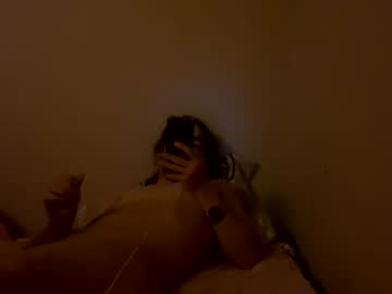 Goldengun10 Chaturbate stream image from September 12, 2025
