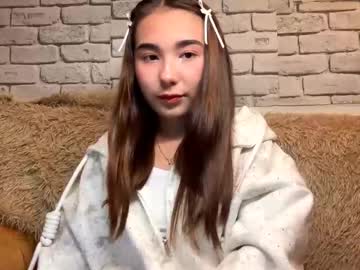 Claribelatienza Chaturbate stream image from September 12, 2025