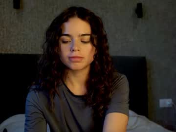 Milycclars Chaturbate stream image from September 12, 2025