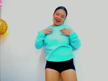 Lucia_Watson_ Chaturbate stream image from September 12, 2025