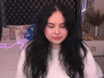 Pollyhollyy Chaturbate stream image from September 12, 2025