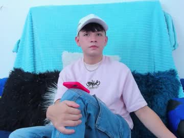 Stivenbragam Chaturbate stream image from September 12, 2025