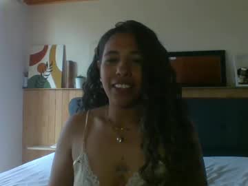 Ivonne_Collins33 Chaturbate stream image from September 12, 2025