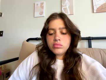 Princesslaylaa Chaturbate stream image from September 12, 2025