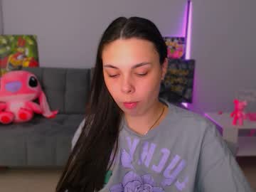 Queenofthesense Chaturbate stream image from September 12, 2025