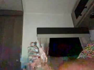 Uz12134 Chaturbate stream image from September 12, 2025