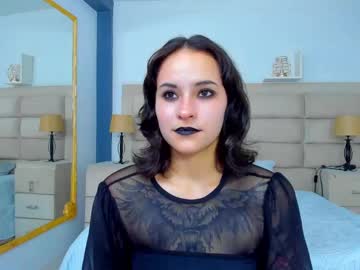Annythomsonn Chaturbate stream image from September 12, 2025