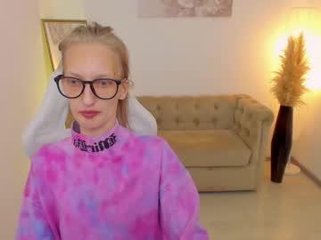 Cynthia_Charm Chaturbate stream image from September 12, 2025