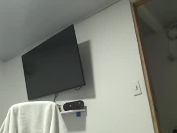 Juanboytw Chaturbate stream image from September 12, 2025