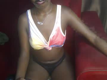 Queennafisha Chaturbate stream image from September 12, 2025