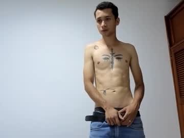 Sirdravion Chaturbate stream image from September 12, 2025