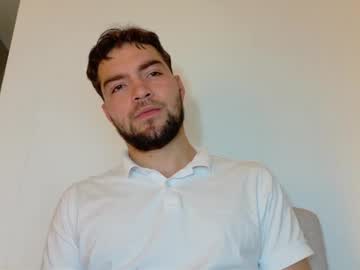 Alextwunkk Chaturbate stream image from September 13, 2025