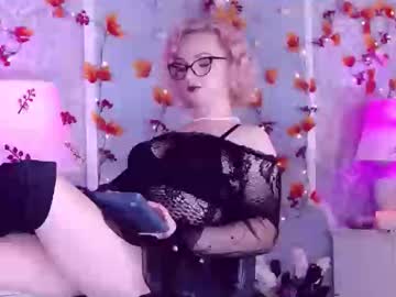 Ellianareese Chaturbate stream image from September 13, 2025