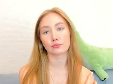 Lillianix Chaturbate stream image from September 13, 2025
