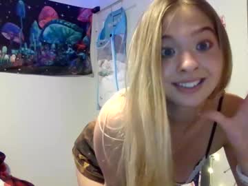 Rioq32 Chaturbate stream image from September 13, 2025
