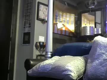 Hunng8in Chaturbate stream image from September 13, 2025
