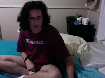 B8torbro Chaturbate stream image from September 13, 2025
