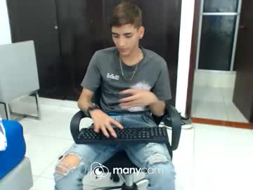 Juanse1045panda Chaturbate stream image from September 13, 2025