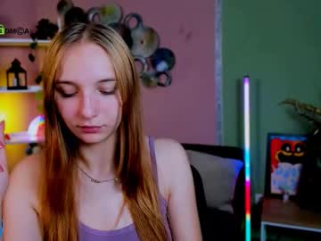 Ofelia_Peachy Chaturbate stream image from September 13, 2025