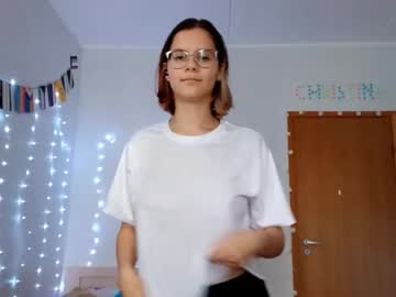 Vivianeldreth Chaturbate stream image from September 13, 2025