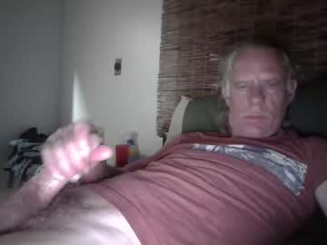 Jizzmitten5 Chaturbate stream image from September 13, 2025