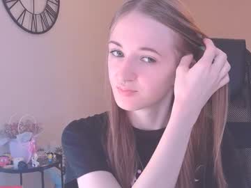 Katekayer Chaturbate stream image from September 13, 2025