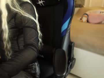 Kissy_Kissi Chaturbate stream image from September 13, 2025