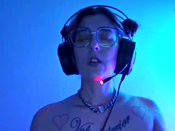 Missbunny666 Chaturbate stream image from September 13, 2025
