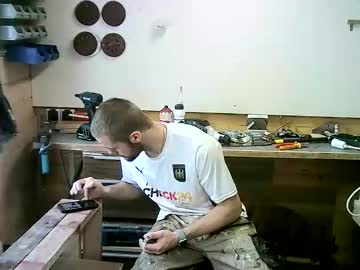 Wolf021221 Chaturbate stream image from September 13, 2025