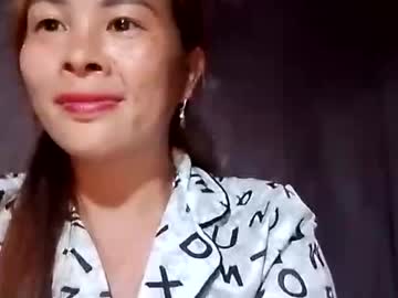 Xuxulove00 Chaturbate stream image from September 13, 2025