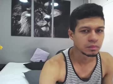 Ivon_Park Chaturbate stream image from September 13, 2025