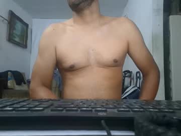 Mrdongato01 Chaturbate stream image from September 13, 2025